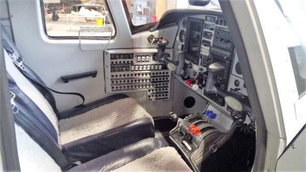 P68R-Cockpit-RHS-mod.jpeg